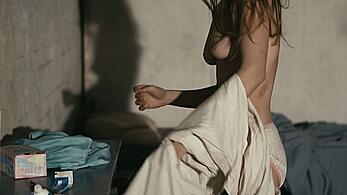 Actress - Arnijka Larcombe-Weate: Movie - Solitaire